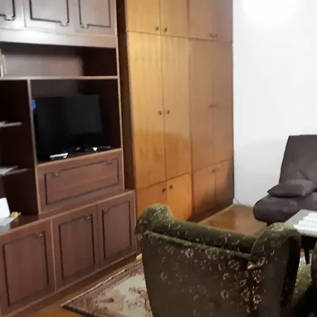 아파트 Cozy In The Heart Of *